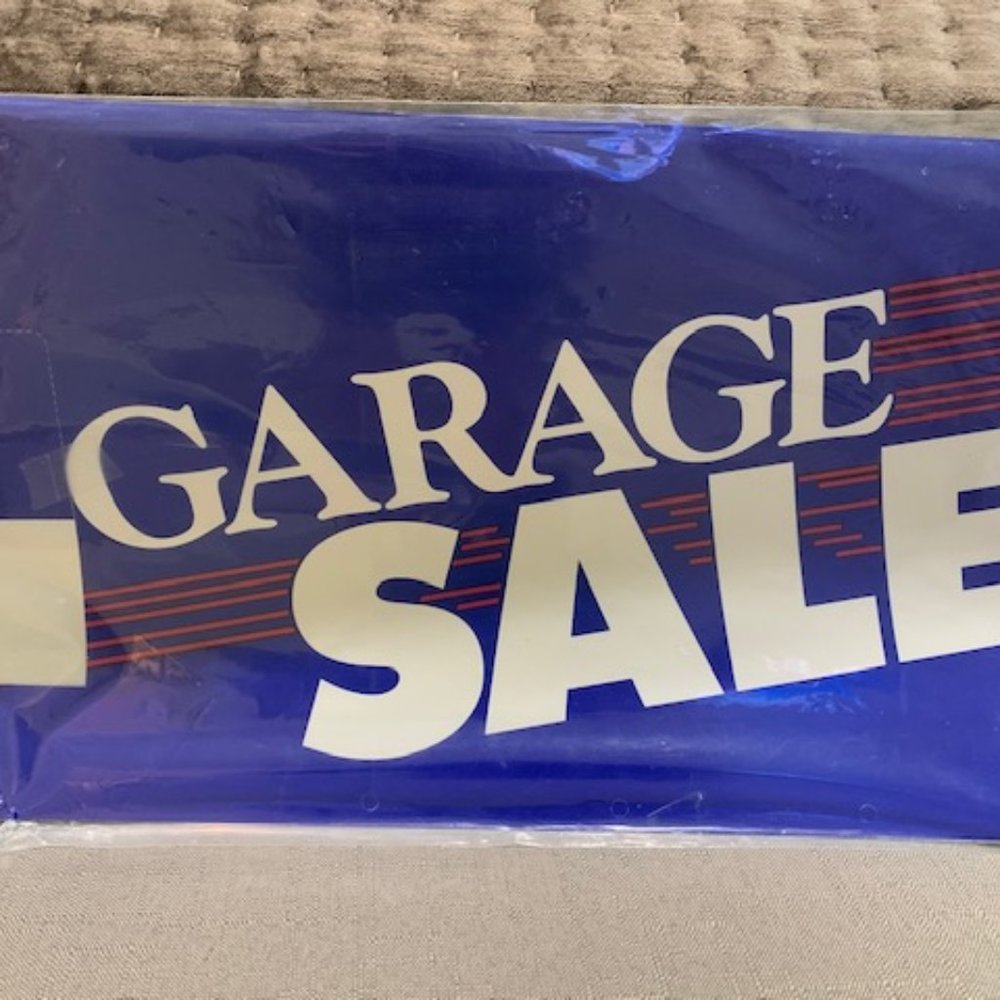 "Garage Sale" vinyl magnetic mailbox cover NIB